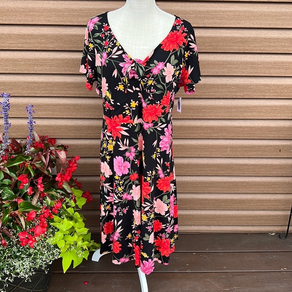 NWT Old Navy Black Floral Dress Size 1X Plus - Picture 1 of 16